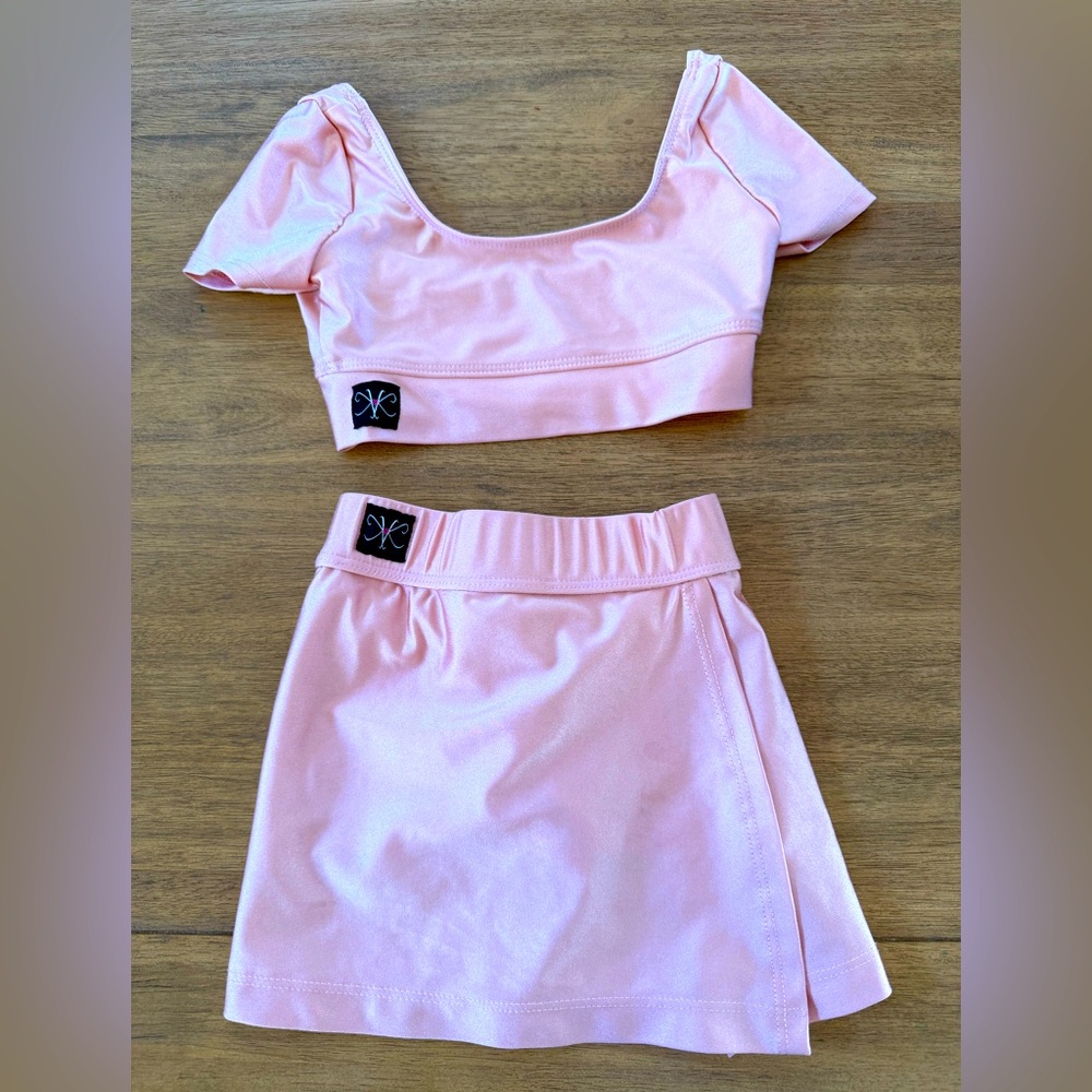Kandi Kouture dancewear/leotard/crop matching set. Child size small.
